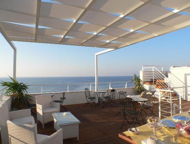 B&B Finestra Sul Mare กัลลีโปลี ภายนอก รูปภาพ